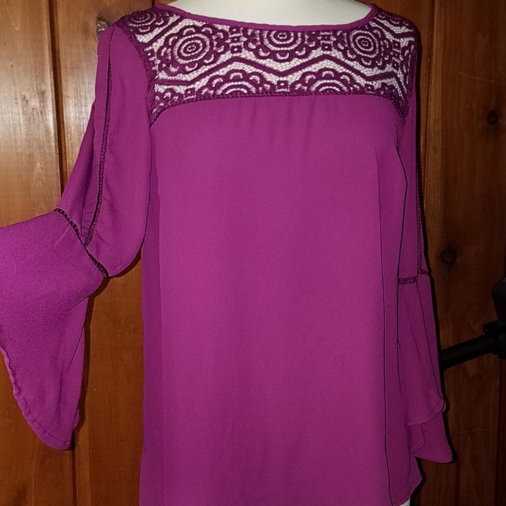 Blouse - Picture 2 of 12